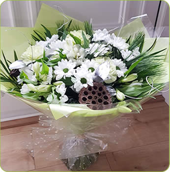 HAND-TIED BOUQUET